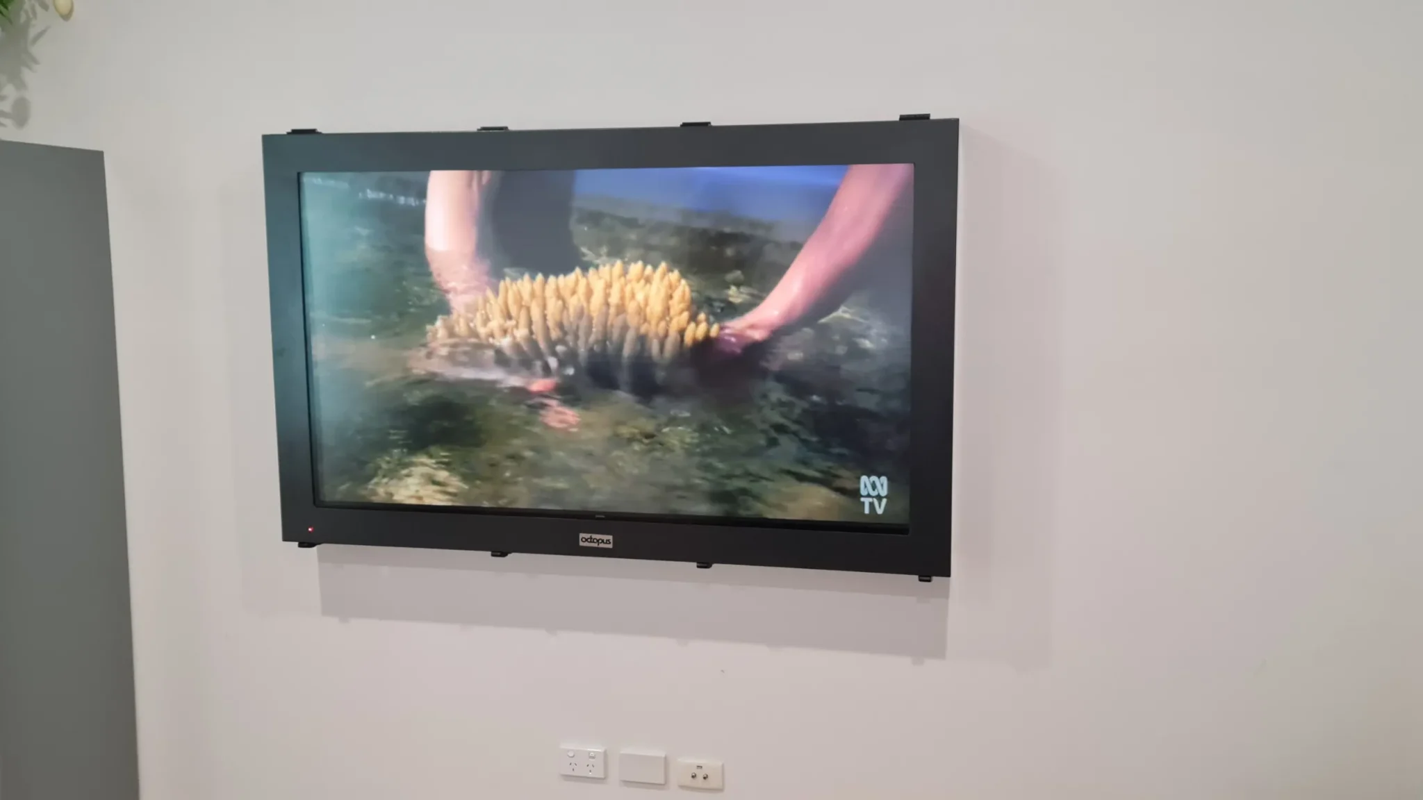 protective tv box cover